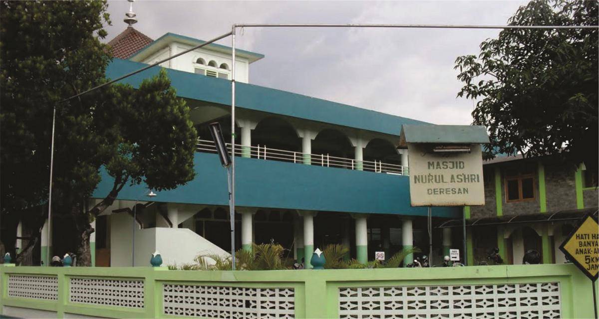 https://cdn.idntimes.com/content-images/post/20170519/masjid-nurulashri-1-d73e63fe4cae75deea794dd77b365511.jpg