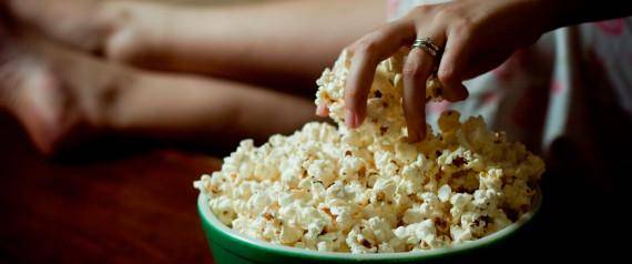 https://cdn.idntimes.com/content-images/post/20170116/n-movies-that-make-you-snack-more-large570-acda4ed8e99671df76ff4eebf6a2fa27.jpg