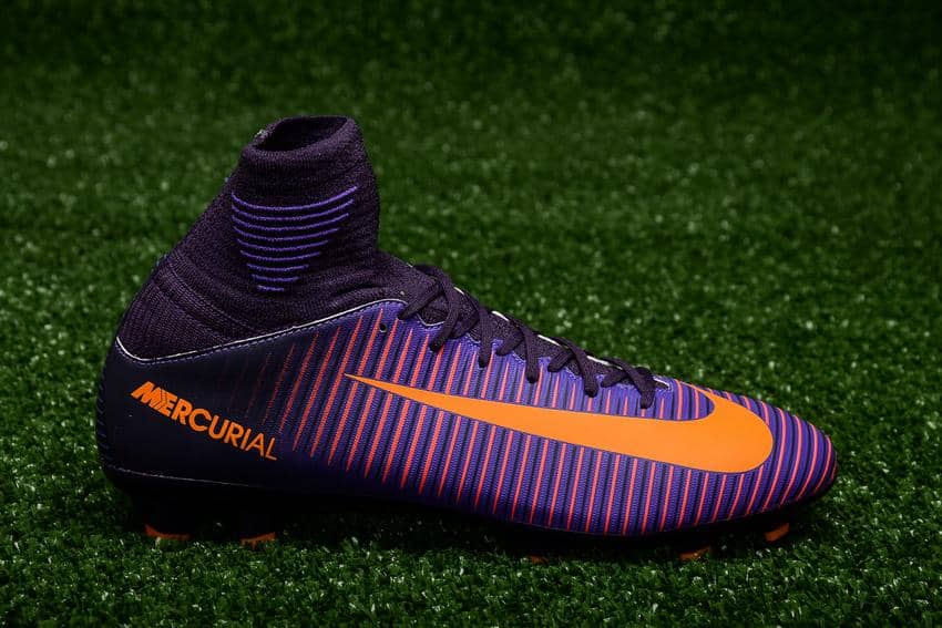https://cdn.idntimes.com/content-images/post/20170509/nike-mercurial-superfly-v-fg-3e0e711d01c9ce4371daa1bafcf13b63.jpg