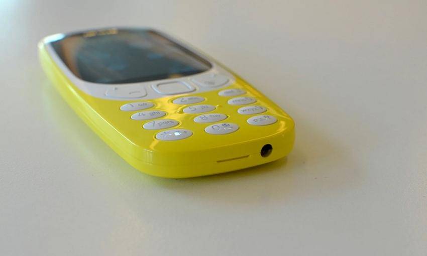 https://cdn.idntimes.com/content-images/post/20170227/nokia-3310-3-ead27170312e14205687a88a5adcd9b2.jpg