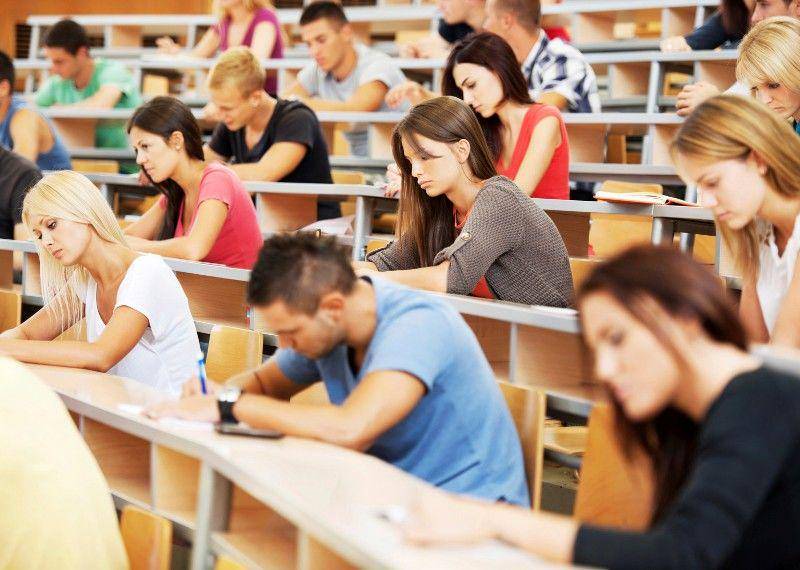http://cdn.idntimes.com/content-images/post/20160512/o-college-class-facebook-874f438d7bfdf3c93d9eb5ea21decd53.jpg