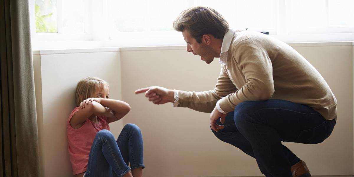 https://cdn.idntimes.com/content-images/post/20170321/o-parent-yelling-at-crying-child-facebook-b08624fad1bee256a37658b0ea6b79d3.jpg