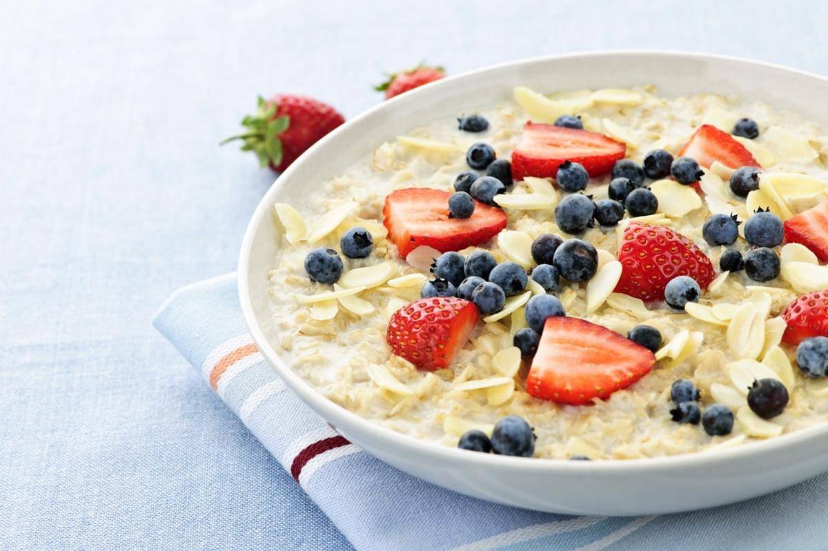 http://cdn.idntimes.com/content-images/post/20160608/oatmeal1-7c76591ddffd20b374c3776fb25f3f8a.jpeg