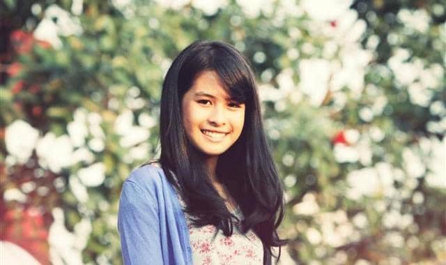 http://cdn.idntimes.com/content-images/post/20150914/penyanyi-cantik-maudy-ayunda.jpg