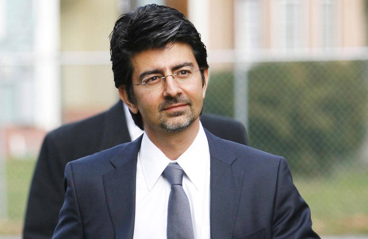 https://cdn.idntimes.com/content-images/post/20161110/pierre-omidyar-rtr-img-bc2cd0ae293843fbae8e5907875b39e4.jpg