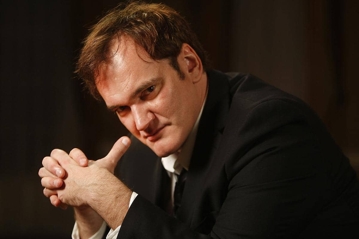 https://cdn.idntimes.com/content-images/post/20161109/quentin-tarantino-wallpaper-85f22397423c176af5285cdfaf42504e.jpg