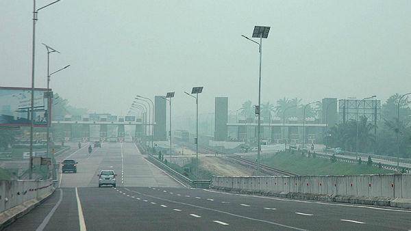 http://cdn.idntimes.com/content-images/post/20151104/rain10.jpg