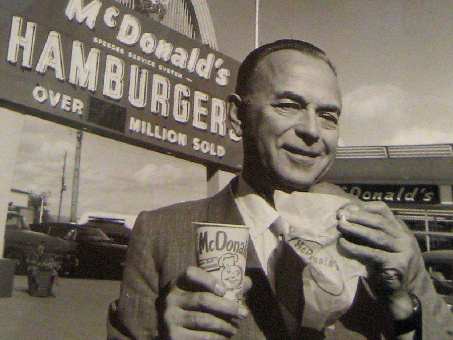https://cdn.idntimes.com/content-images/post/20170212/ray-kroc-4-71bbd3916560c747ba0208dcb31276bc.jpg