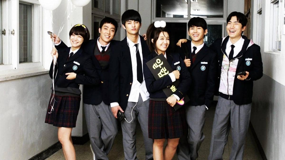 https://cdn.idntimes.com/content-images/post/20170123/reply-1997-korean-dramas-3dde0739d2836b2573dd5d851545b5ea.jpg