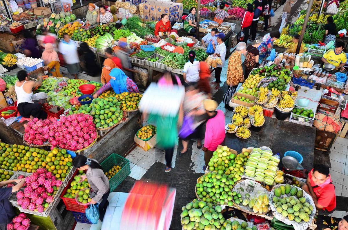 http://cdn.idntimes.com/content-images/post/20160524/revitalisasi-pasar-tradisional-200315-yn-1-ac58f05e12503abeb6ffaec3db99d376.jpg