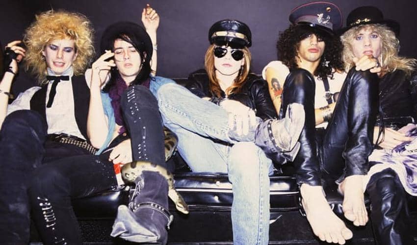 https://cdn.idntimes.com/content-images/post/20170108/rollingstonecom-gunsnroses-2cc1bb4c4dc78da8dfd053b1b84ee21c.jpg