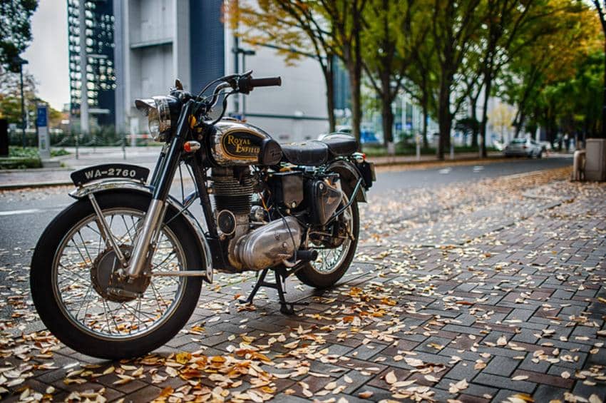 https://cdn.idntimes.com/content-images/post/20160929/royal-enfield-bullet-c09a9278f0db412f4f30e8eea23a287e.jpg