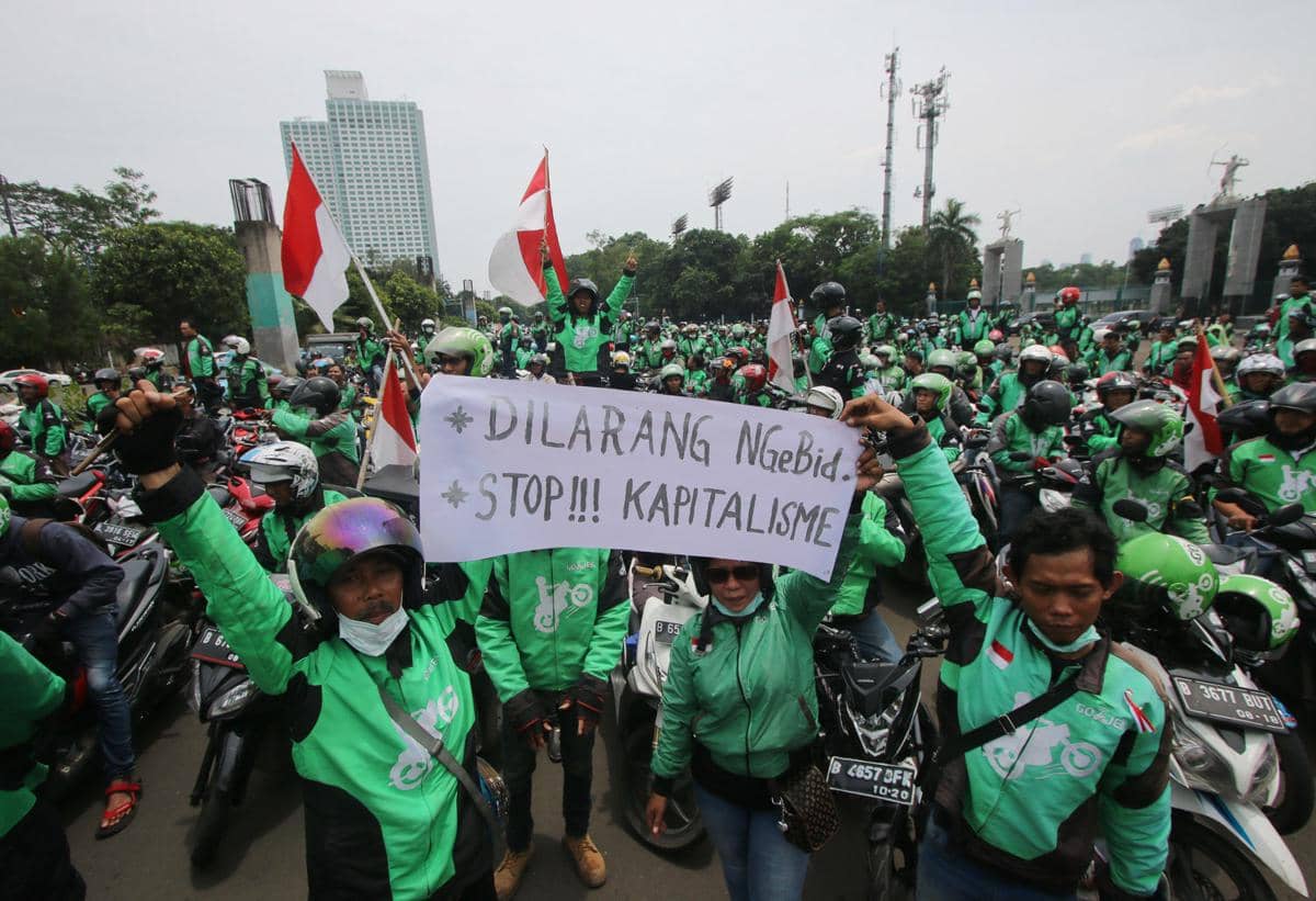 https://cdn.idntimes.com/content-images/post/20161012/rsz-unjuk-rasa-pengemudi-gojek-031016-rn-2-05107a8d8569c0b74547f27afe91fd4e.jpg