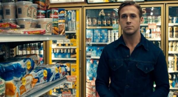 https://cdn.idntimes.com/content-images/post/20170303/ryan-gosling-supermarket2-600x328-06d66375e80c0f2767bf8f7db82e4506.jpg