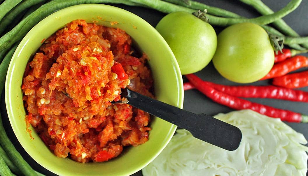 https://cdn.idntimes.com/content-images/post/20160827/sambal-terasi-matang-fb039995006054f2f06e2491ad916512.jpg