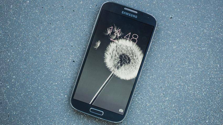 https://cdn.idntimes.com/content-images/post/20170303/samsung-galaxy-s-4-425f7b5f9d9c75e13e10b149ce56f1c2.jpg