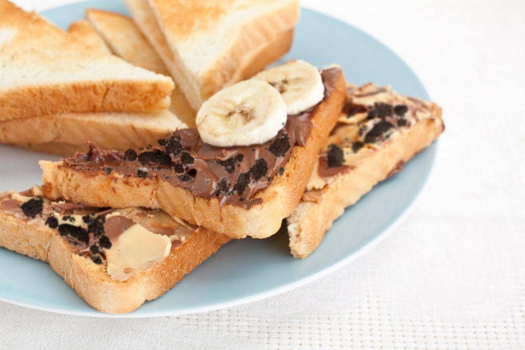 https://cdn.idntimes.com/content-images/post/20180322/sandwich-pisang-oreo-informa-f8fb1224a5753779d320e2c042eb568b.jpg