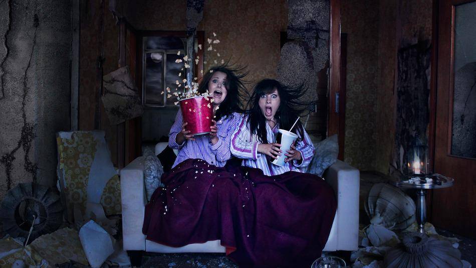 https://cdn.idntimes.com/content-images/post/20170116/scary-movie-thumbnail-7060359e086356da8030c9d453099b43.jpg