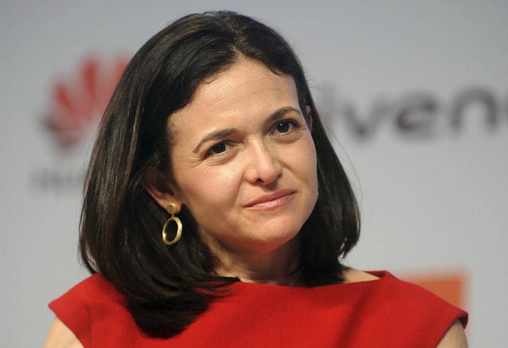 http://cdn.idntimes.com/content-images/post/20160701/sheryl-sandberg-headshot-4-2fa180923fc1887f6d536830cae01dfc.jpg