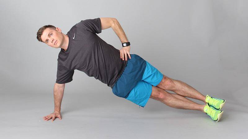 https://cdn.idntimes.com/content-images/post/20170419/side-plank-ben-2-crop-19becf1323f767dfb07a9b719cf8ad7d.jpg