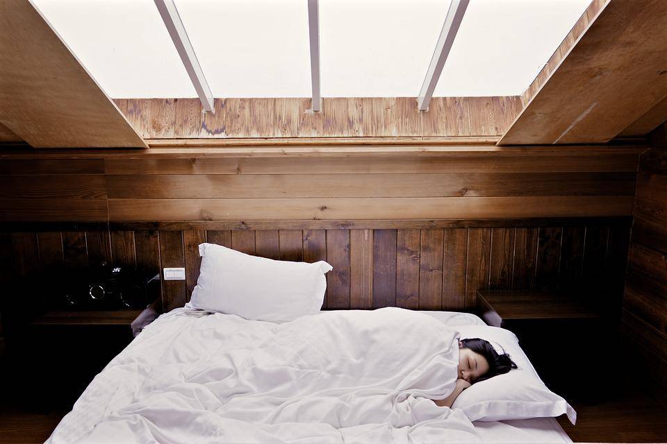 https://cdn.idntimes.com/content-images/post/20160926/sleep-1209288-960-720-b164ee2f88e7e3d2f151abe261e14e9f.jpg