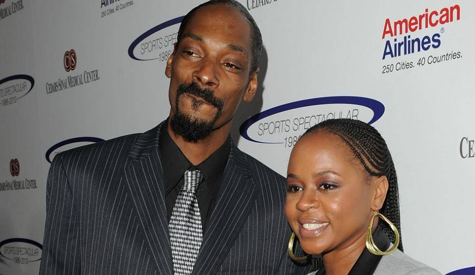 https://cdn.idntimes.com/content-images/post/20160923/snoop-dogg-boss-lady-divorce-e27d7cd7cb1248f5fc0b670468ccd267.jpg
