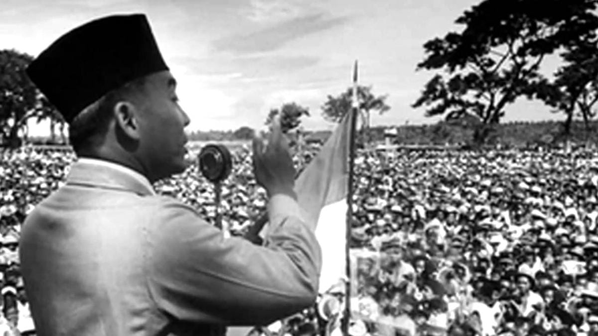 http://cdn.idntimes.com/content-images/post/20160816/soekarno10-2e34b7fa30d3baf1b4e49627d36ad253.jpg