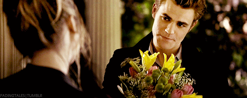 https://cdn.idntimes.com/content-images/post/20160925/steroline-au-stefan-spontaneously-surprises-caroline-with-flowers-stefan-and-caroline-34193636-500-200-e385b0840cf775d450b03ba8ca5c192d.gif