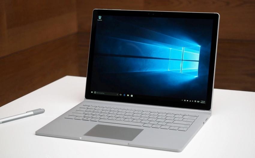 https://cdn.idntimes.com/content-images/post/20161104/surface-book-13e928a8b37e52415e5bd08013cfceb1.jpg