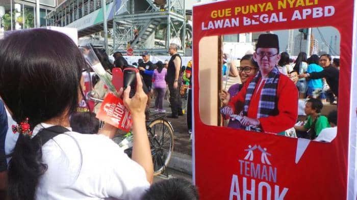 http://cdn.idntimes.com/content-images/post/20160308/teman-ahok-20150308-093558-4f94dcc03037630e047fa9c43aeed384.jpg