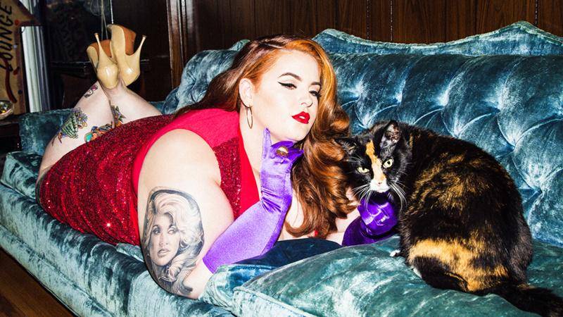http://cdn.idntimes.com/content-images/post/20160817/tess-holliday-beauty-338e3179571f05a08c4cc0d25f9e342d.jpg
