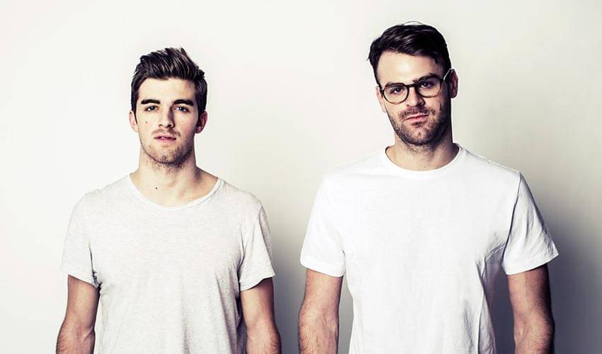https://cdn.idntimes.com/content-images/post/20161202/the-chainsmokers-copy-e463072690babe13557997d12d65d2b8.jpg