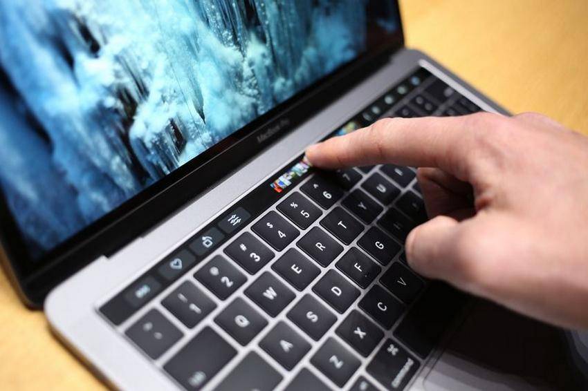 https://cdn.idntimes.com/content-images/post/20161028/touchbar-55002357bbe7109eb970c5037be1f5fd.jpg