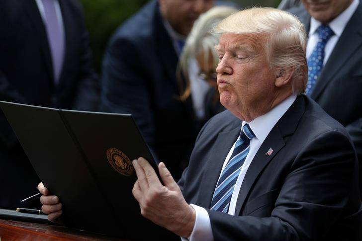 https://cdn.idntimes.com/content-images/post/20170506/trump-1-86db74e4552b92d7f900f23f6161fa47.JPG