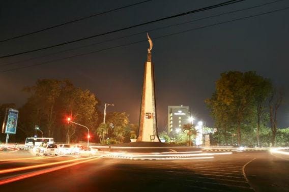 http://cdn.idntimes.com/content-images/post/20151117/tugu-kujang-99c19366c47f1f753b4ed0abf7ef64bc.jpg