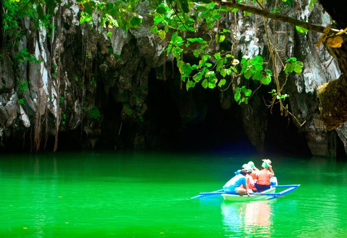 http://cdn.idntimes.com/content-images/post/20160722/underground-river-6d0fa909be49b5aa6d712b98acb29de5.jpg