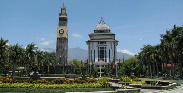 http://cdn.idntimes.com/content-images/post/20160115/universitas-brawijaya-halomalang-76ff1aad0ccf0e527490267b6e3860e1.jpg