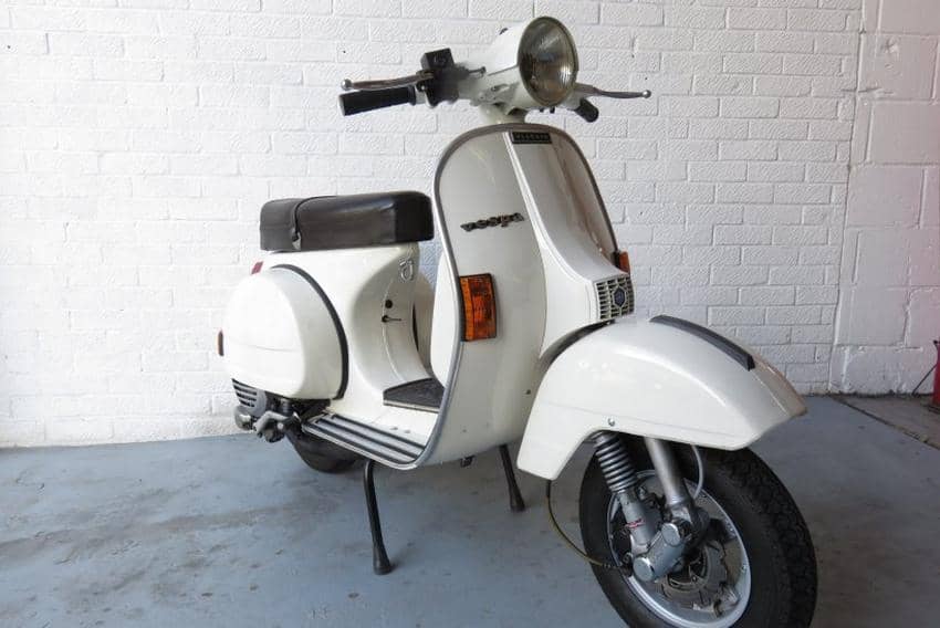 https://cdn.idntimes.com/content-images/post/20161025/vespa-px125e-9e020b475ec3bf25565791cbd0f459b6.jpg
