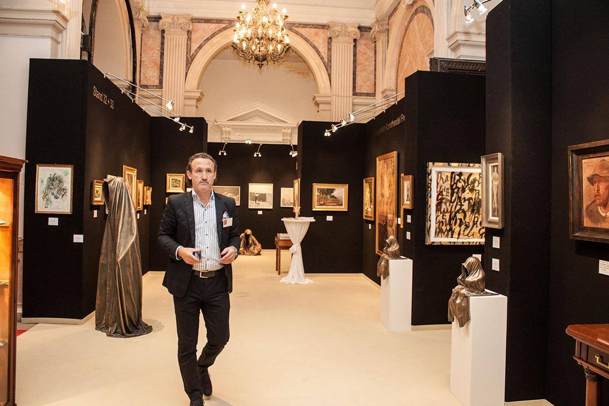 https://cdn.idntimes.com/content-images/post/20170215/wiener-internationale-kunst-und-antiquitaetenmesse-art-and-antique-fair-vienna-kuenstlerhaus-kunsthandel-walter-freller-antikhaus-9796y-fa8f1c910227e8e70524a42f8051a301.jpg