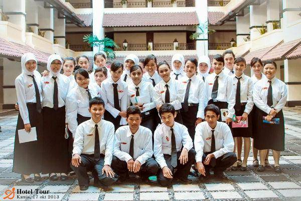 http://cdn.idntimes.com/content-images/post/20151120/wisata4-7a7d1c33b7fdeb5d90ec0faf4e1d96ed.jpg