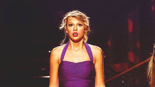 http://cdn.idntimes.com/content-images/post/20160227/world-without-taylor-swift-13-bbc5d23eec66f65cb64172ca7db3ead2.gif