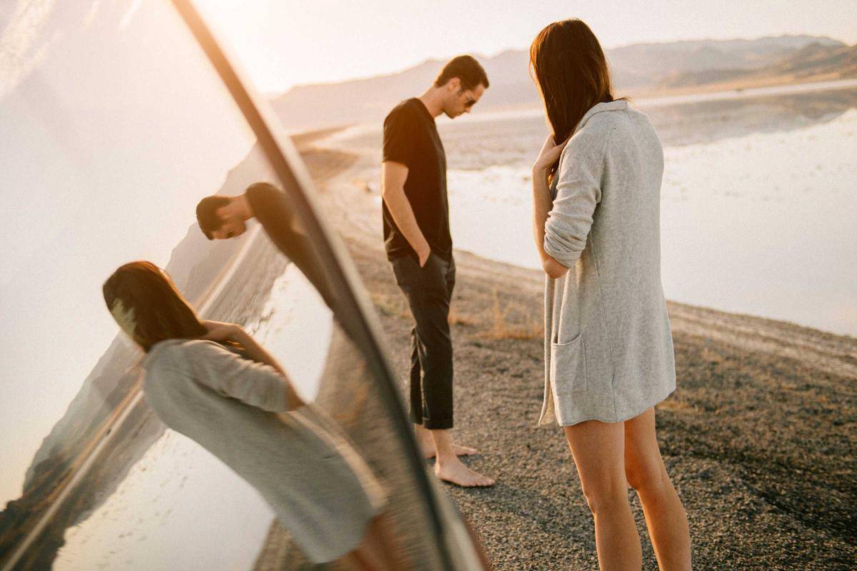 https://cdn.idntimes.com/content-images/post/20170624/01-things-never-do-after-breakup-527894126-ferrantraite-807c4c0815cc5a03be0026204ae399e7.jpg