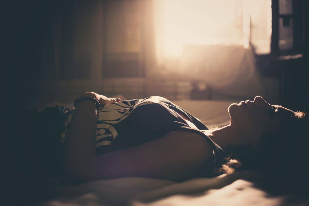 https://cdn.idntimes.com/content-images/post/20160524/04-medical-reasons-youre-tired-depressed-948d0669aecc0bccfe6854baafdc163c.jpg