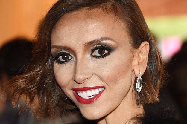 https://cdn.idntimes.com/content-images/post/20170519/26-celebrities-who-prove-too-much-makeup-can-chan-2-27415-1400142926-0-dblbig-79bf3cb1a7e2289cc319197b510e4acb.jpg