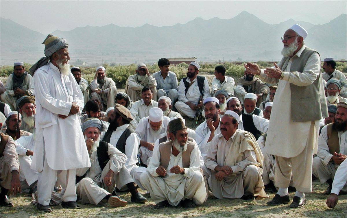 https://cdn.idntimes.com/content-images/post/20170727/385442-jirga-1338230287-311e37c27794410a018407a8744257ea.jpg