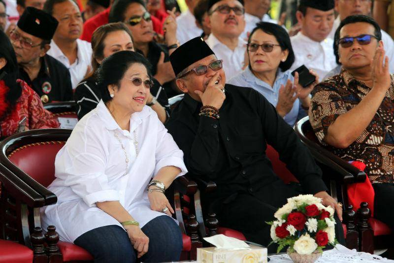 https://cdn.idntimes.com/content-images/post/20170606/antarafoto-peresmian-monumen-putra-sang-fajar-060617-ia-d0f83c21664ce58e88bcb4cd8c011df0.jpg