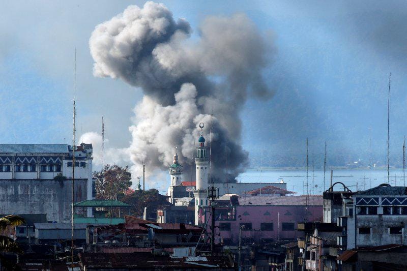 https://cdn.idntimes.com/content-images/post/20170706/antarafoto-philippines-explosion-marawi-27062017-1499325154-69126-b204951cfacbeb4a8536687a497129d6.jpg