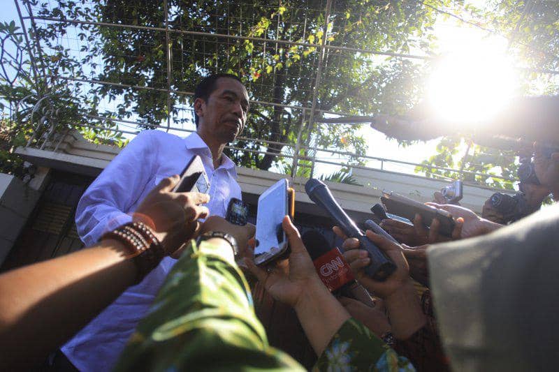 https://cdn.idntimes.com/content-images/post/20170525/antarafoto-presiden-berikan-keterangan-250517-ms-1-1495689473-20195-b73ff537b9d618c49d36ffa161cdbf83.jpg