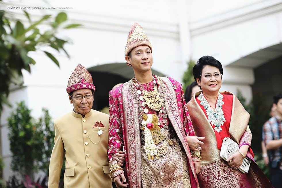 https://cdn.idntimes.com/content-images/post/20170616/axioo-junior-putri-wedding-jakarta-18-e3056af562ca0f9cd7c6a45eced6edc0.jpg
