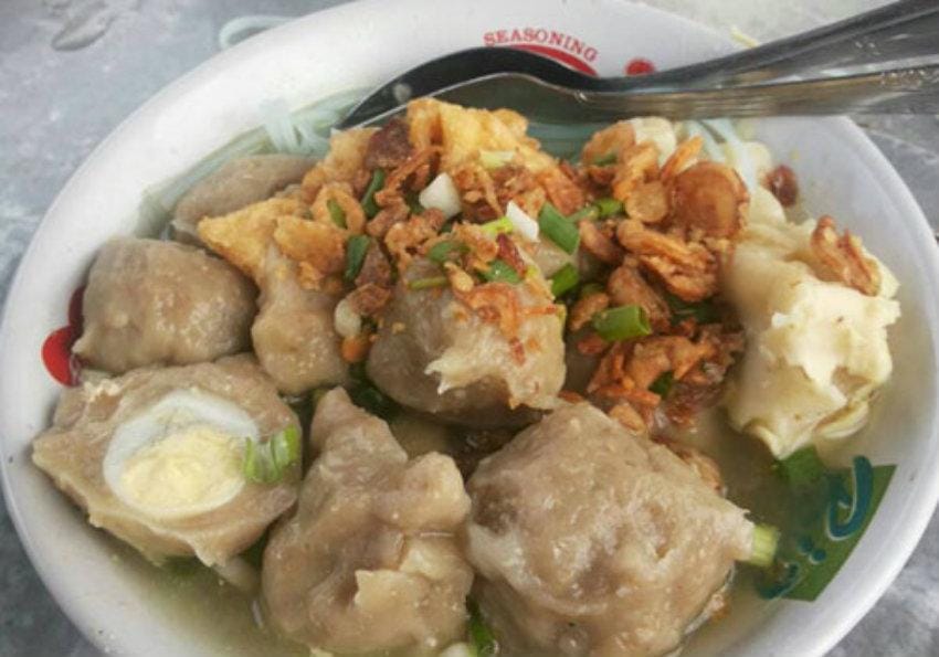 https://cdn.idntimes.com/content-images/post/20170714/bakso-04d33fa35893db9de2e7fc8bcabfd154.jpg